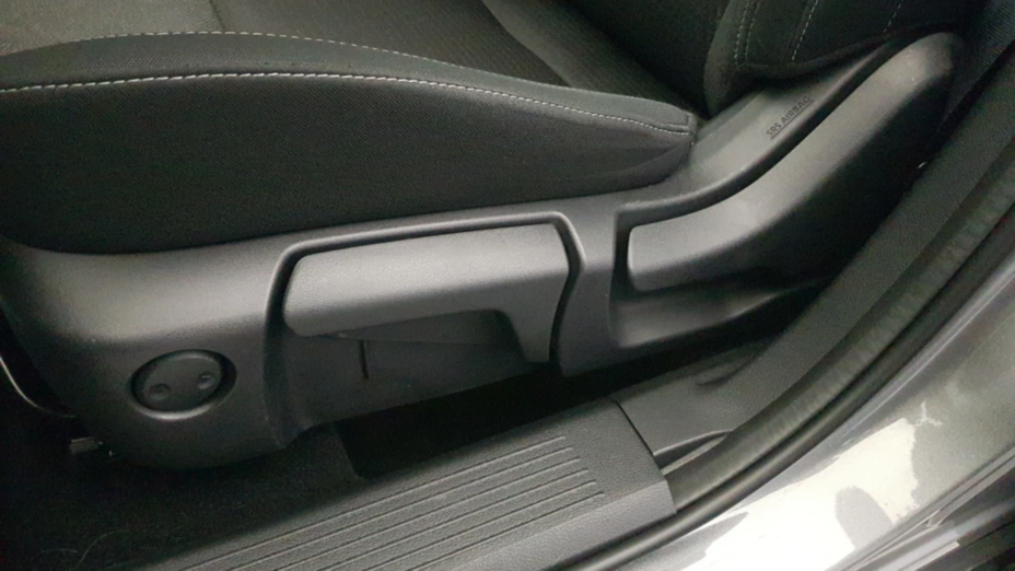 NISSAN Qashqai Qashqai 1.3 DIG-T mHEV Premiere Edition Xtronic