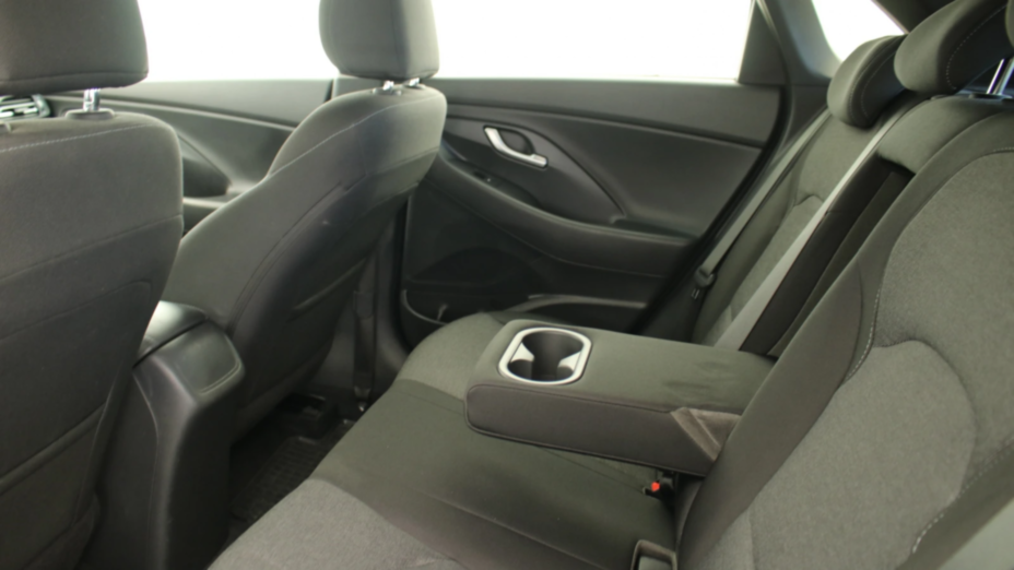 HYUNDAI i30 i30 1.5 DPI Smart
