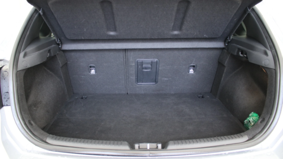 HYUNDAI i30 i30 1.5 DPI Smart