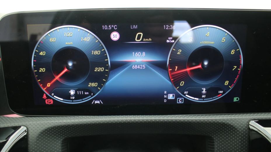 MERCEDES-BENZ A Klasa A 200 AMG Line 7G-DCT