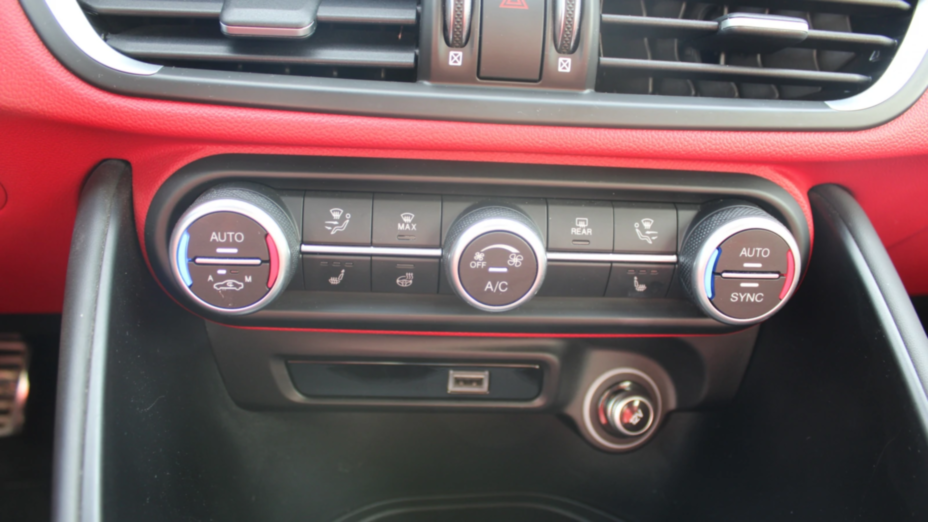 ALFA ROMEO Giulia Giulia 2.0 Turbo Veloce Q4 aut