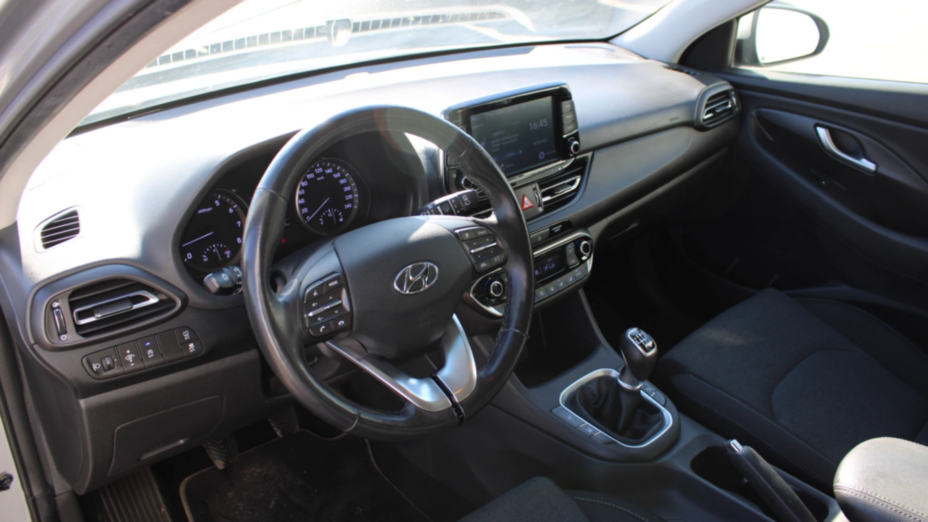 HYUNDAI i30 i30 1.5 DPI Comfort