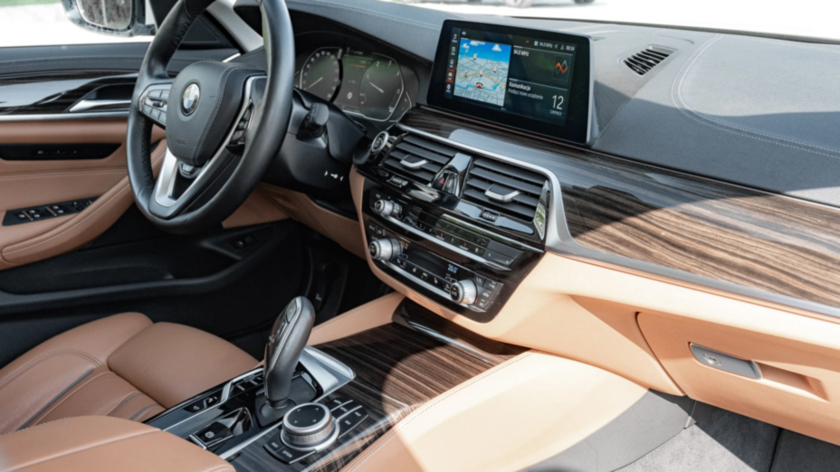 BMW Seria 5 520d xDrive mHEV Luxury Line aut