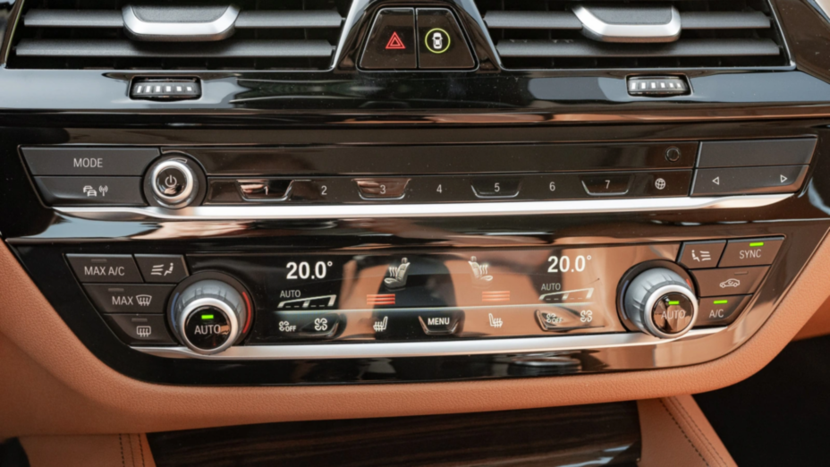 BMW Seria 5 520d xDrive mHEV Luxury Line aut