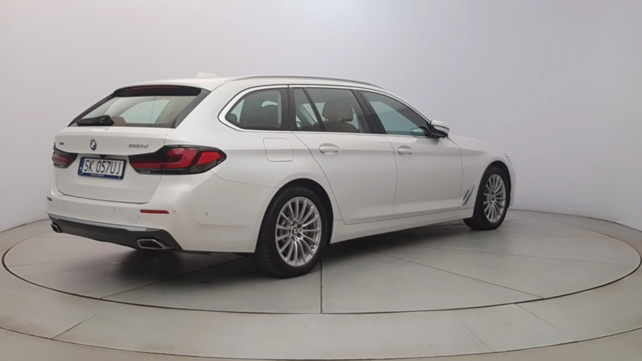 BMW Seria 5 520d xDrive mHEV Luxury Line aut
