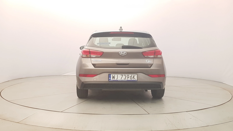 HYUNDAI i30 i30 1.5 DPI Classic +