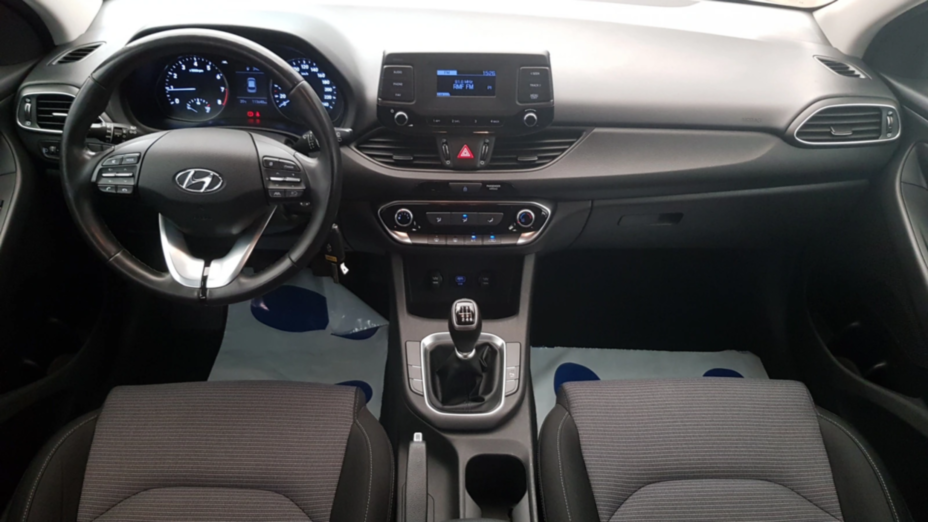 HYUNDAI i30 i30 1.5 DPI Classic +