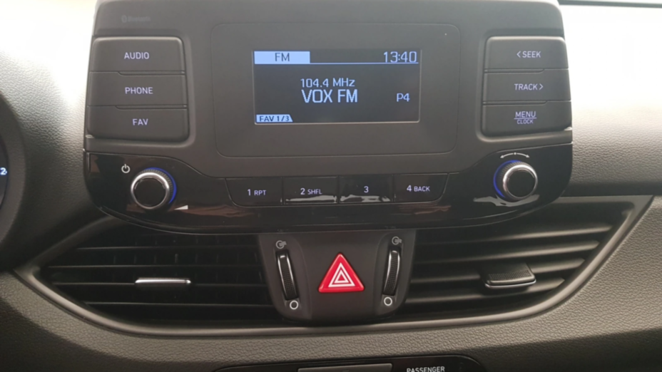 HYUNDAI i30 i30 1.5 DPI Classic +