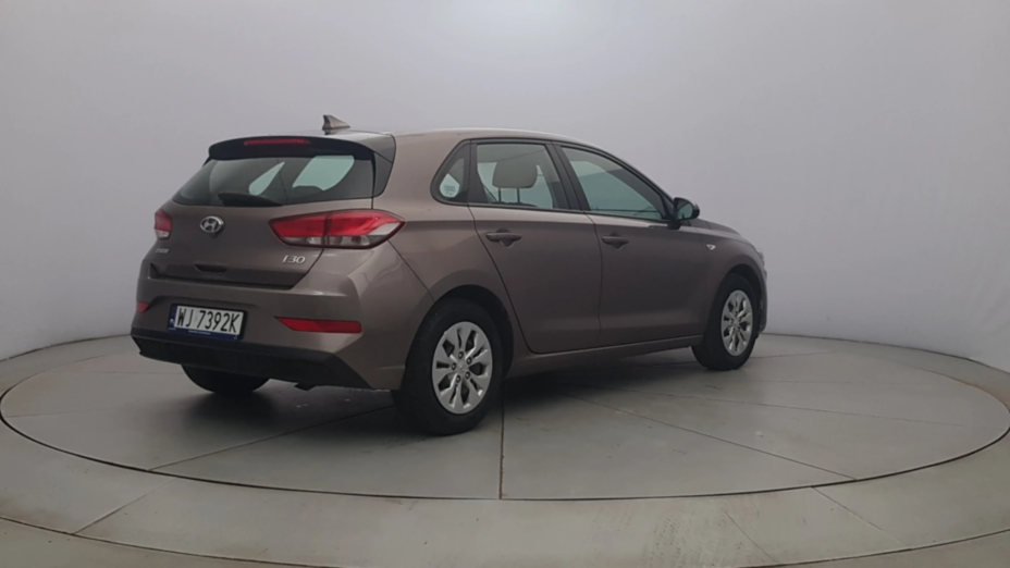 HYUNDAI i30 i30 1.5 DPI Classic +