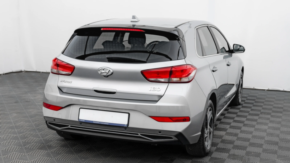 HYUNDAI i30 i30 1.5 DPI Smart
