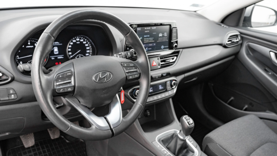 HYUNDAI i30 i30 1.5 DPI Smart