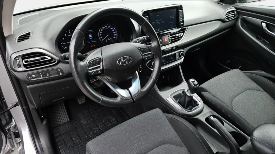 HYUNDAI i30 i30 1.5 DPI Smart