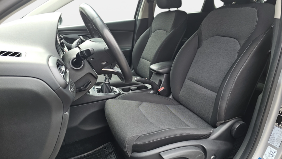 HYUNDAI i30 i30 1.5 DPI Smart