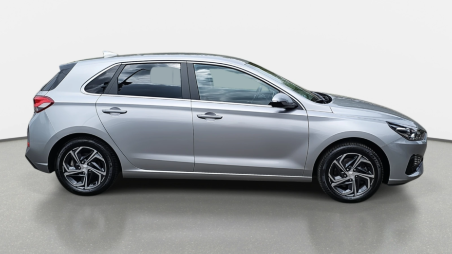 HYUNDAI i30 i30 1.5 DPI Smart