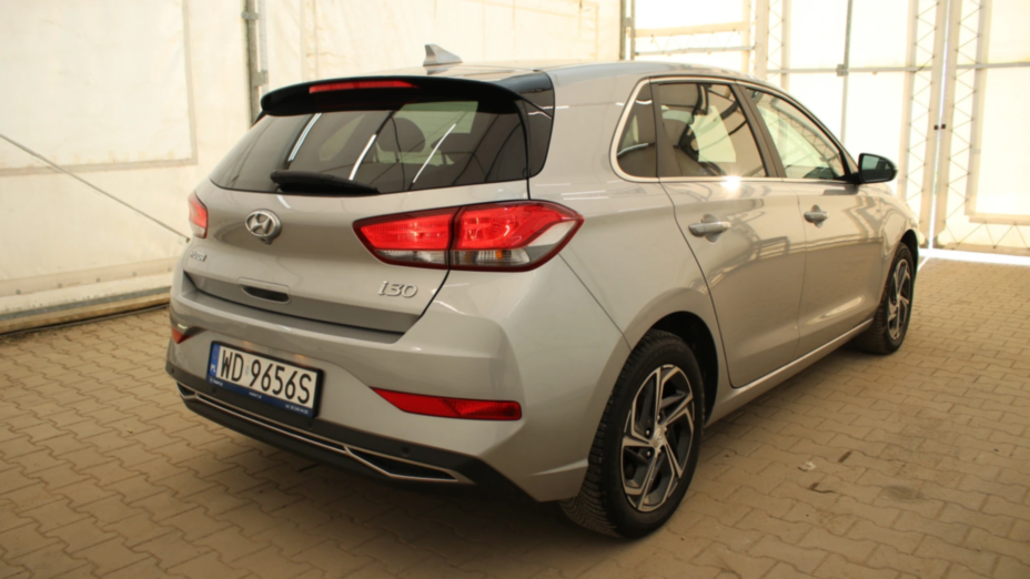 HYUNDAI i30 i30 1.5 DPI Smart