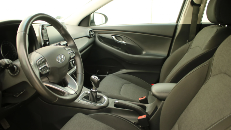 HYUNDAI i30 i30 1.5 DPI Smart