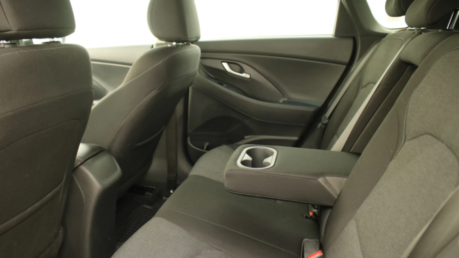 HYUNDAI i30 i30 1.5 DPI Smart
