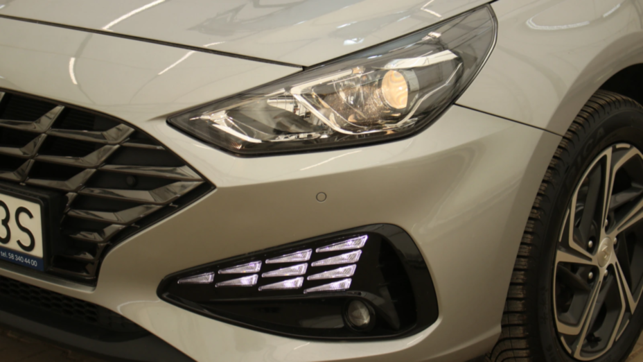 HYUNDAI i30 i30 1.5 DPI Smart