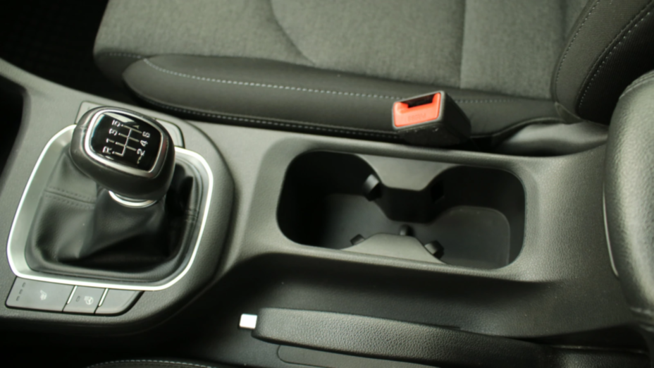 HYUNDAI i30 i30 1.5 DPI Smart