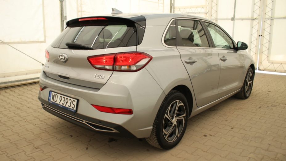 HYUNDAI i30 i30 1.5 DPI Smart