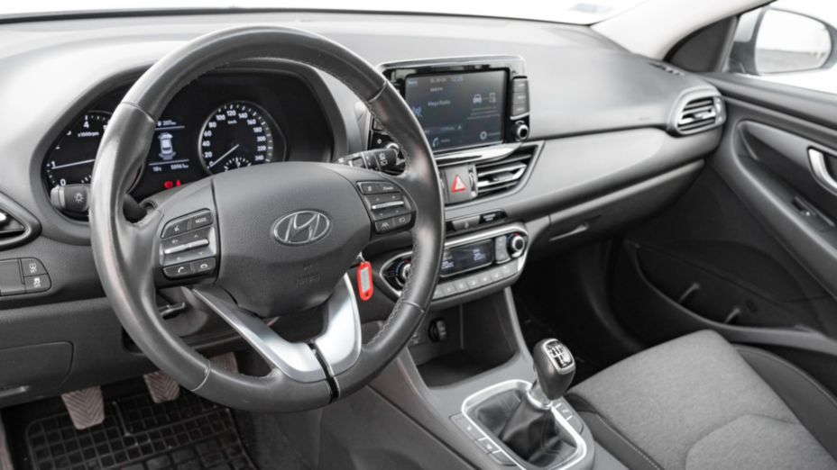 HYUNDAI i30 i30 1.5 DPI Smart