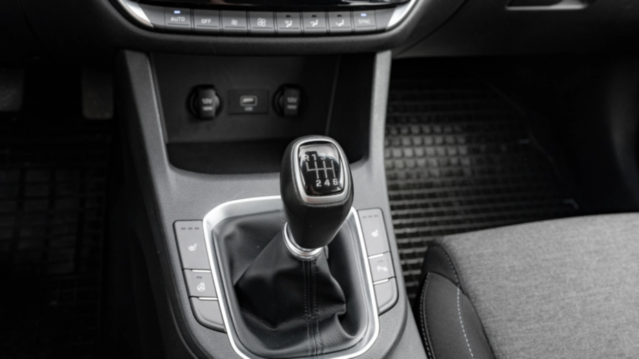 HYUNDAI i30 i30 1.5 DPI Smart