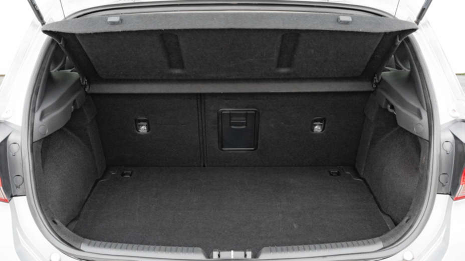 HYUNDAI i30 i30 1.5 DPI Smart