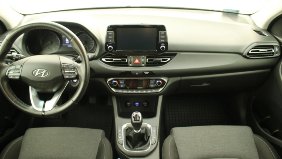 HYUNDAI i30 i30 1.5 DPI Smart