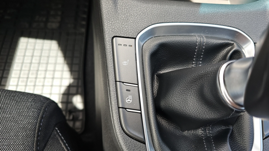 HYUNDAI i30 i30 1.5 DPI Smart