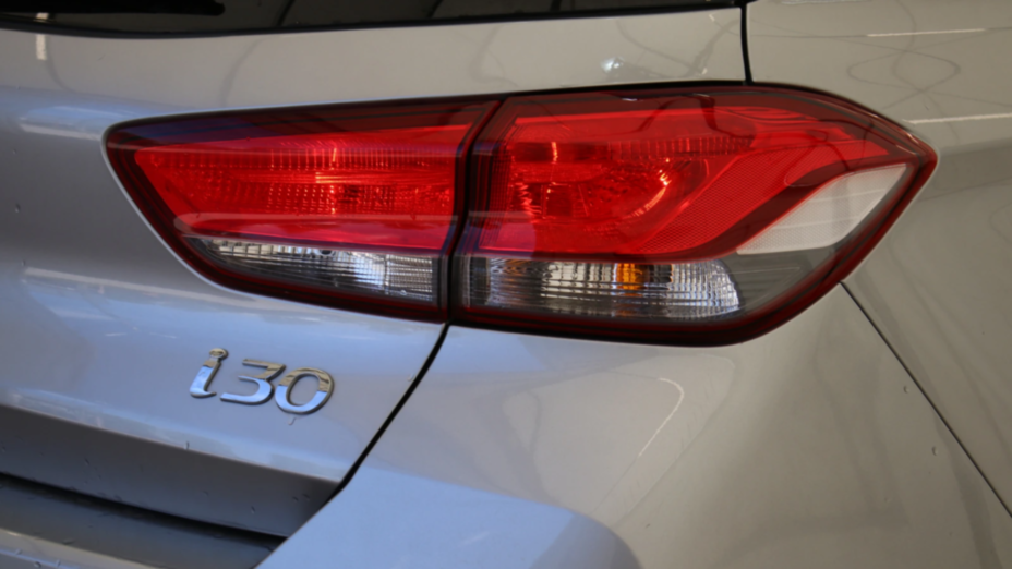 HYUNDAI i30 i30 1.5 DPI Smart