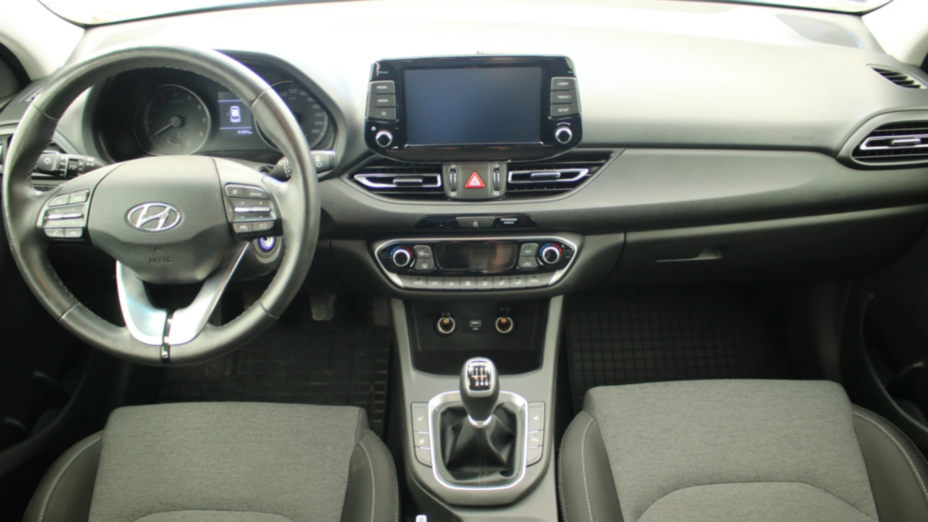 HYUNDAI i30 i30 1.5 DPI Smart