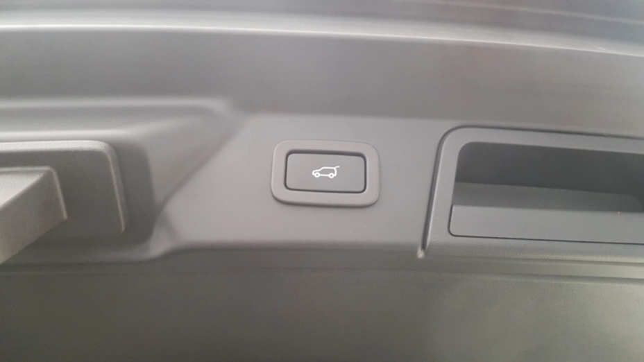 LAND ROVER Range Rover Velar Velar 2.0 P250