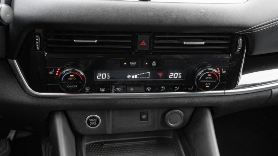 NISSAN Qashqai Qashqai 1.3 DIG-T mHEV N-Connecta Xtronic