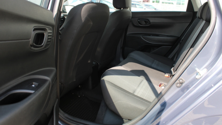 HYUNDAI i20 i20 1.2 Pure