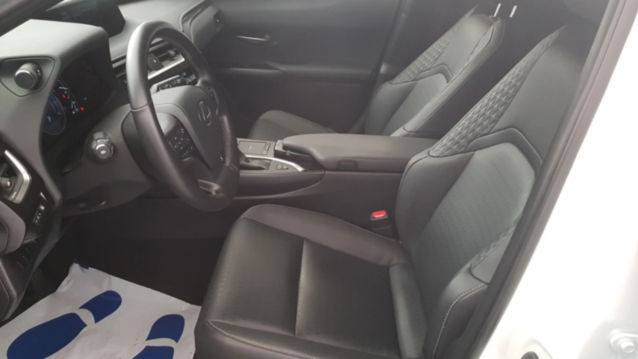 LEXUS UX UX 200 GPF F Impression 2WD