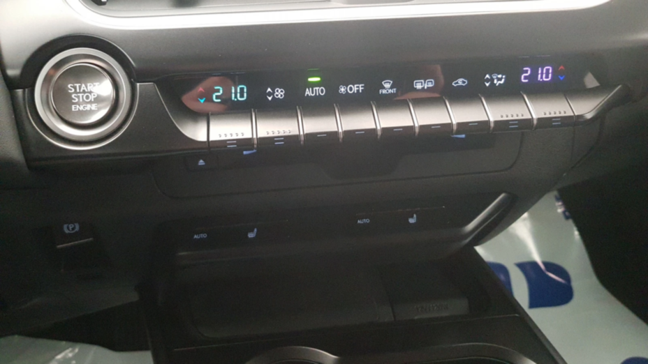 LEXUS UX UX 200 GPF F Impression 2WD