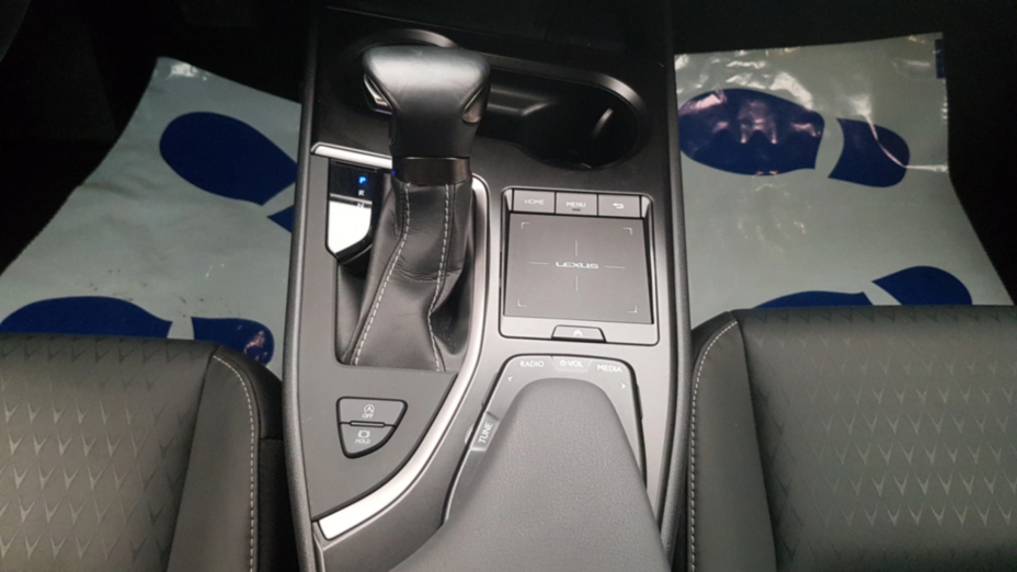 LEXUS UX UX 200 GPF F Impression 2WD