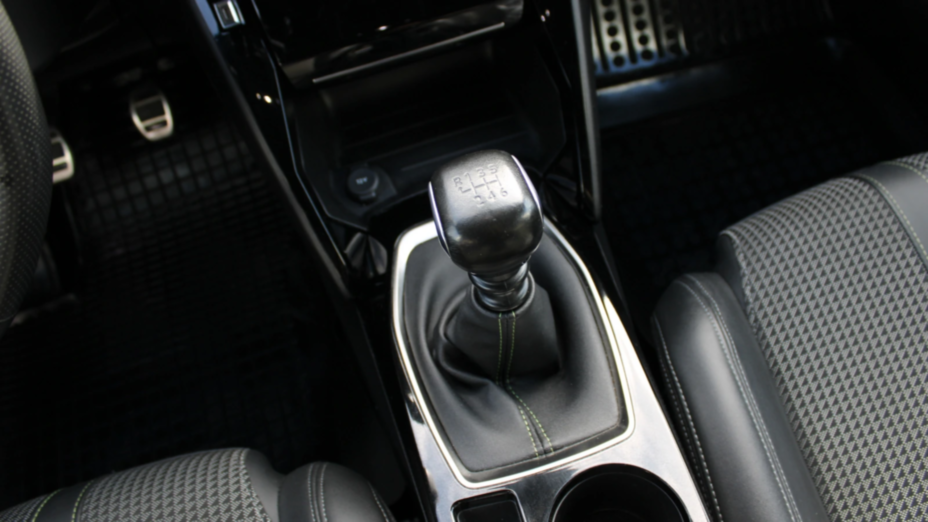 PEUGEOT 2008 2008 1.2 PureTech GT Line S&S