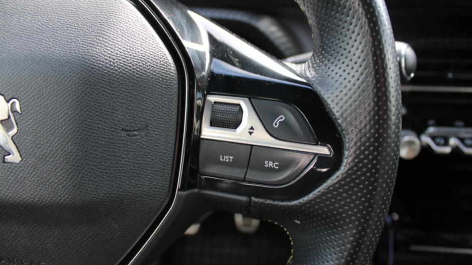 PEUGEOT 2008 2008 1.2 PureTech GT Line S&S