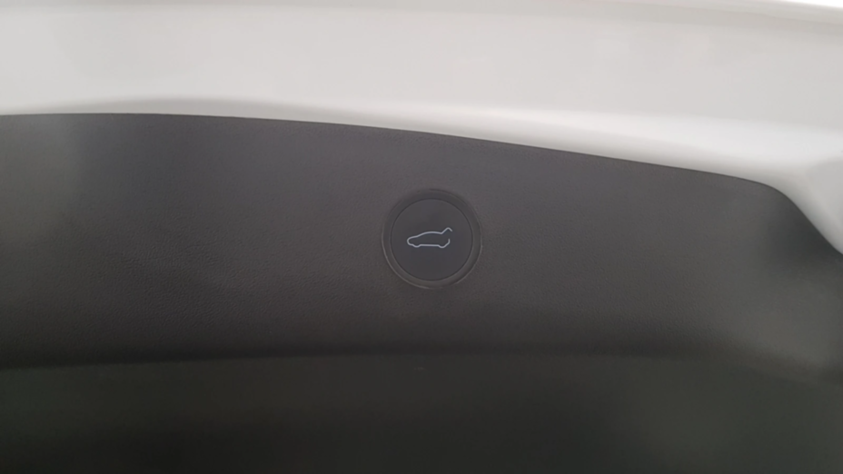 TESLA Model 3 3 RWD