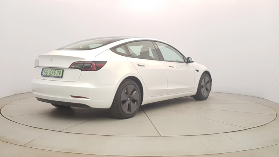 TESLA Model 3 3 RWD