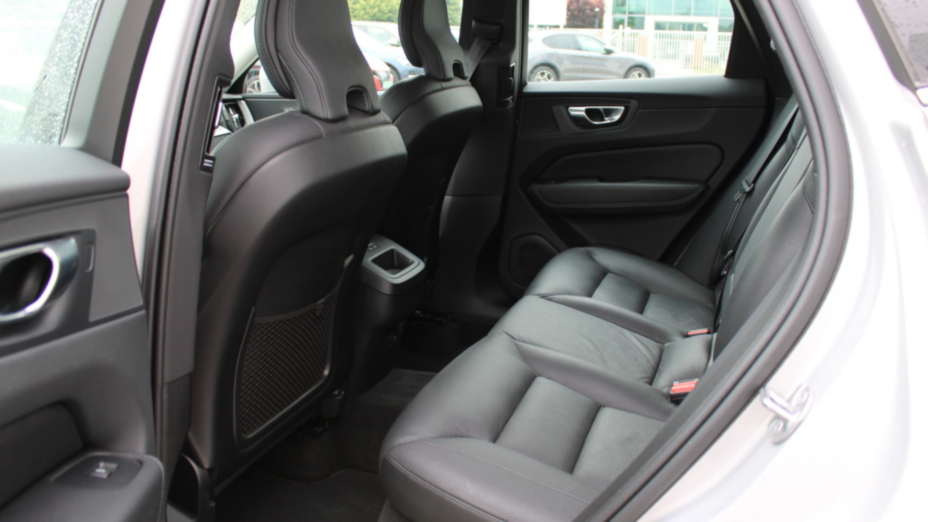 VOLVO XC60 XC60 B4 D AWD Plus Bright aut
