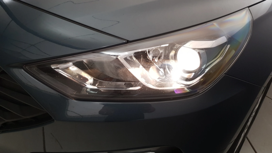 HYUNDAI i30 i30 1.5 DPI Classic +