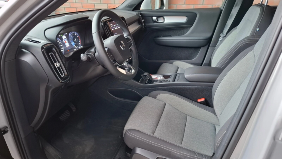 VOLVO XC40 XC40 T2 Core aut