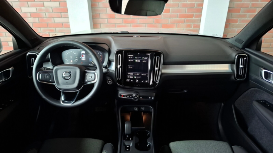 VOLVO XC40 XC40 T2 Core aut