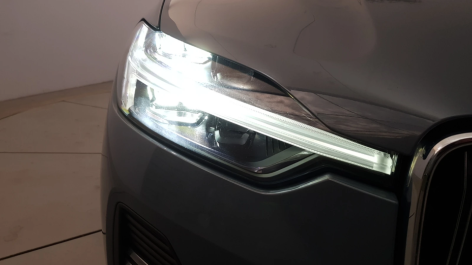 VOLVO XC60 XC60 B4 D AWD Plus Bright aut