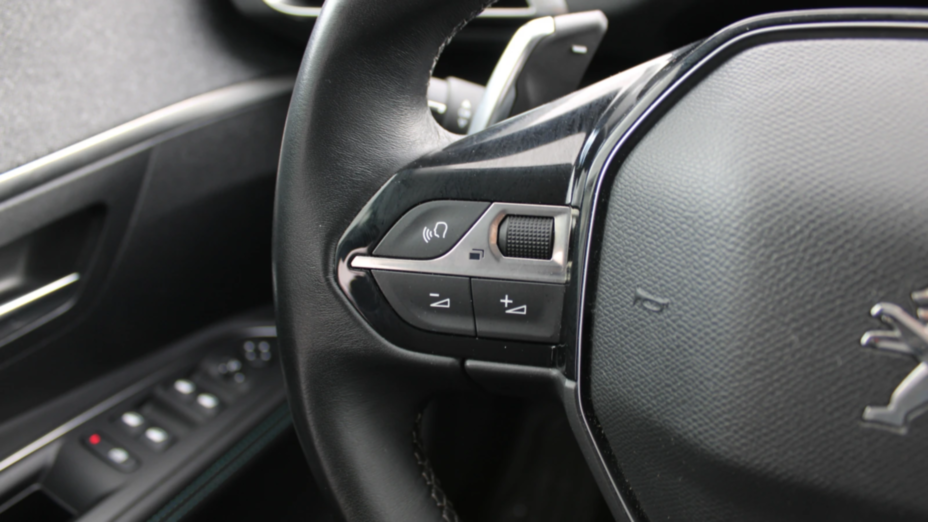 PEUGEOT 3008 3008 1.2 PureTech Allure Pack S&S EAT8