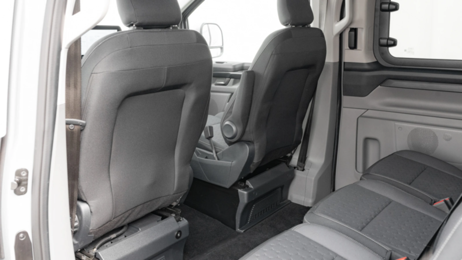 FORD Transit Custom Transit Custom Kombi 2.0 EcoBlue 320 L2H1 Limited Aut. M1