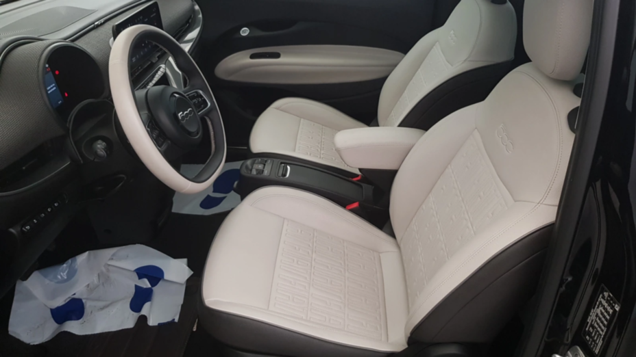 FIAT 500 500 42 kWh La Prima
