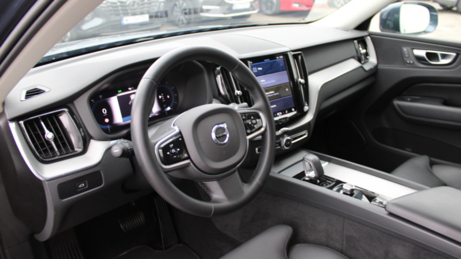 VOLVO XC60 XC60 B4 D AWD Plus Bright aut